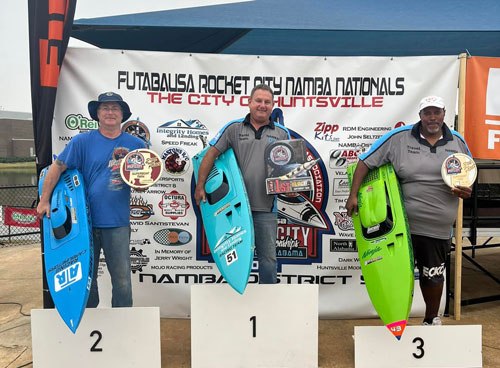 The Top 3 Finishers in Superboat Twin